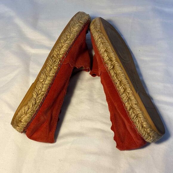 Macarena Espadrille Shoes Womens US 7.5 EU 38 Suede Elisa Scalloped Slip On Red - Picture 11 of 13